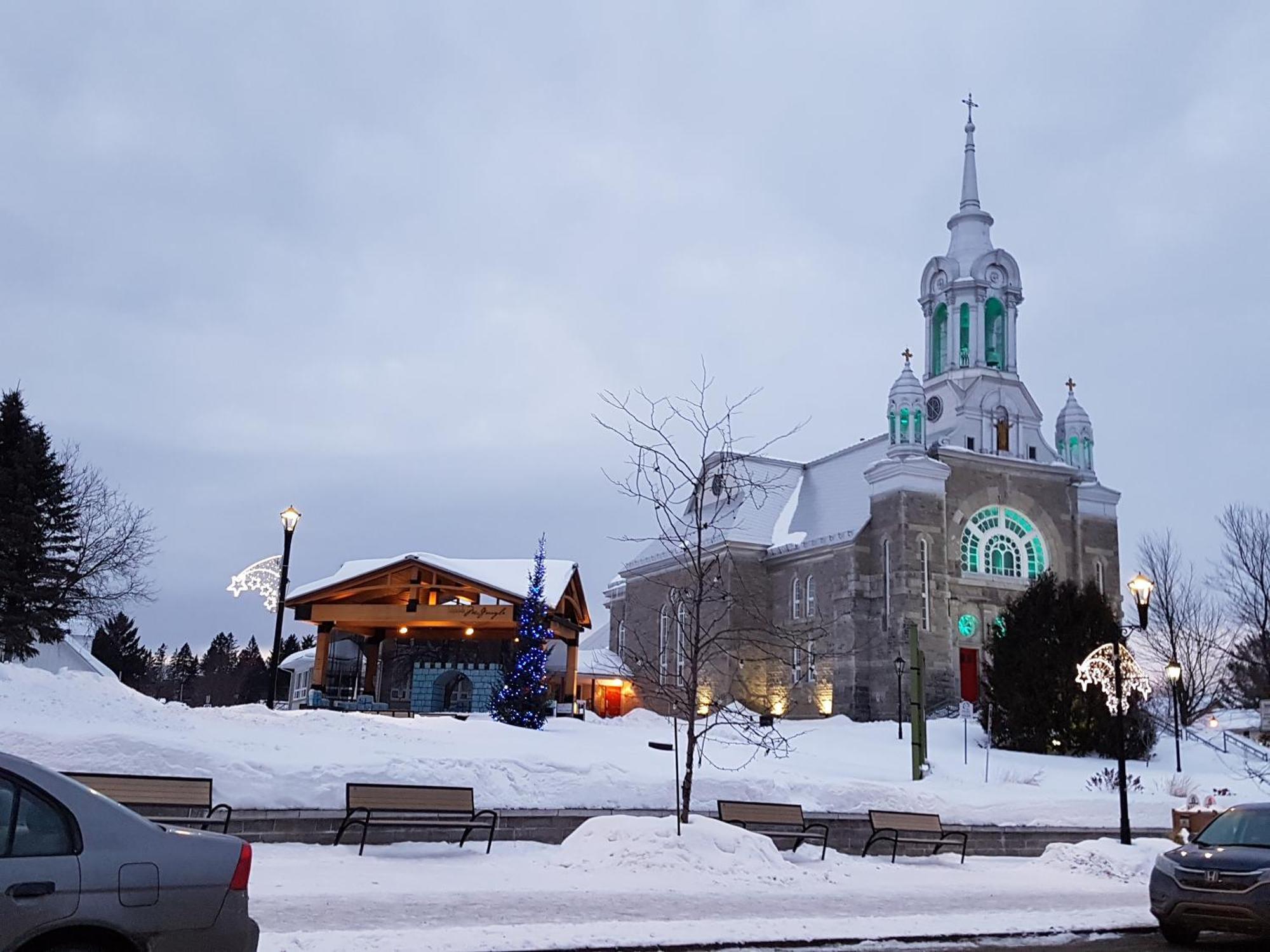 Gite De L'Artiste Perron Saint-Sauveur-des-Monts Exterior foto